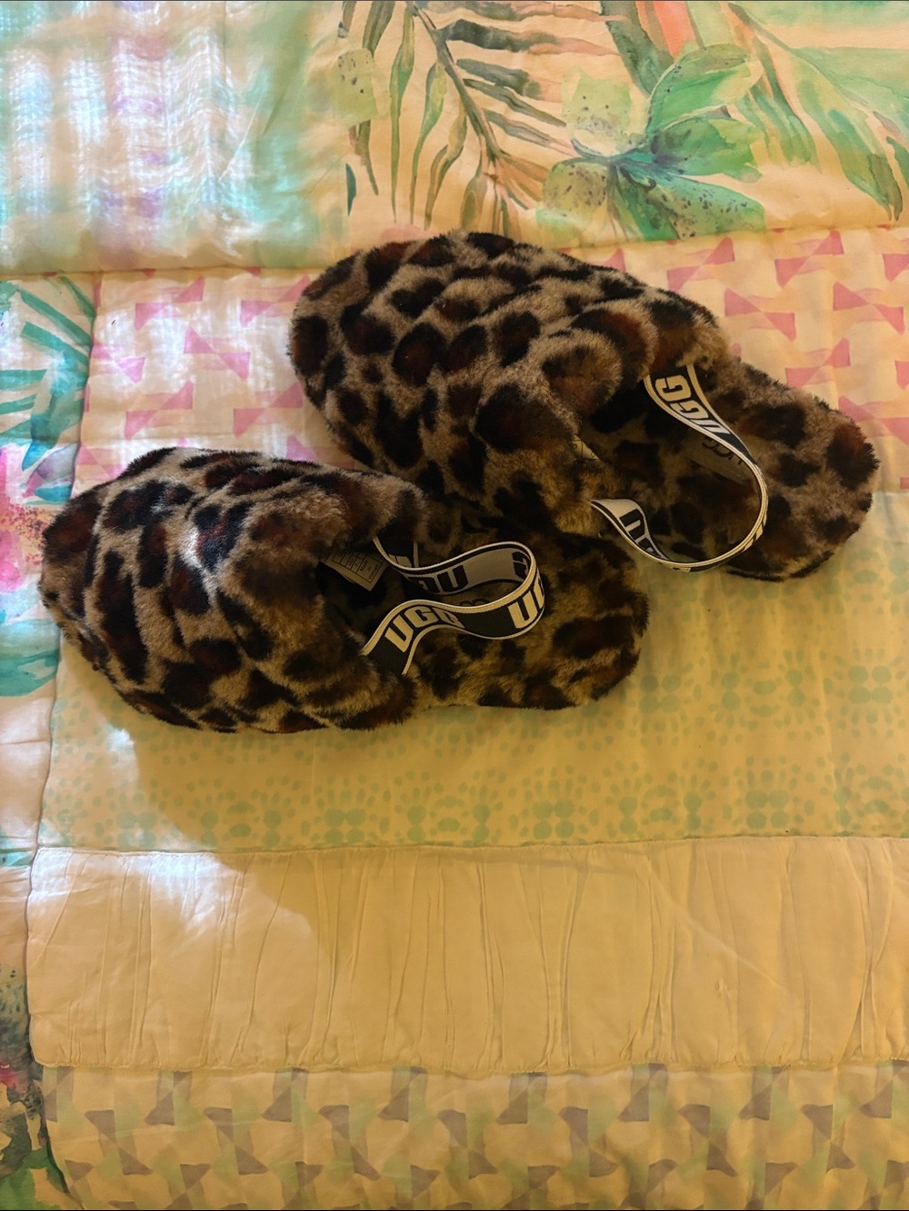 UGG Faux Fur Leopard Slip-On Slides /slippers Brown Women’s 7